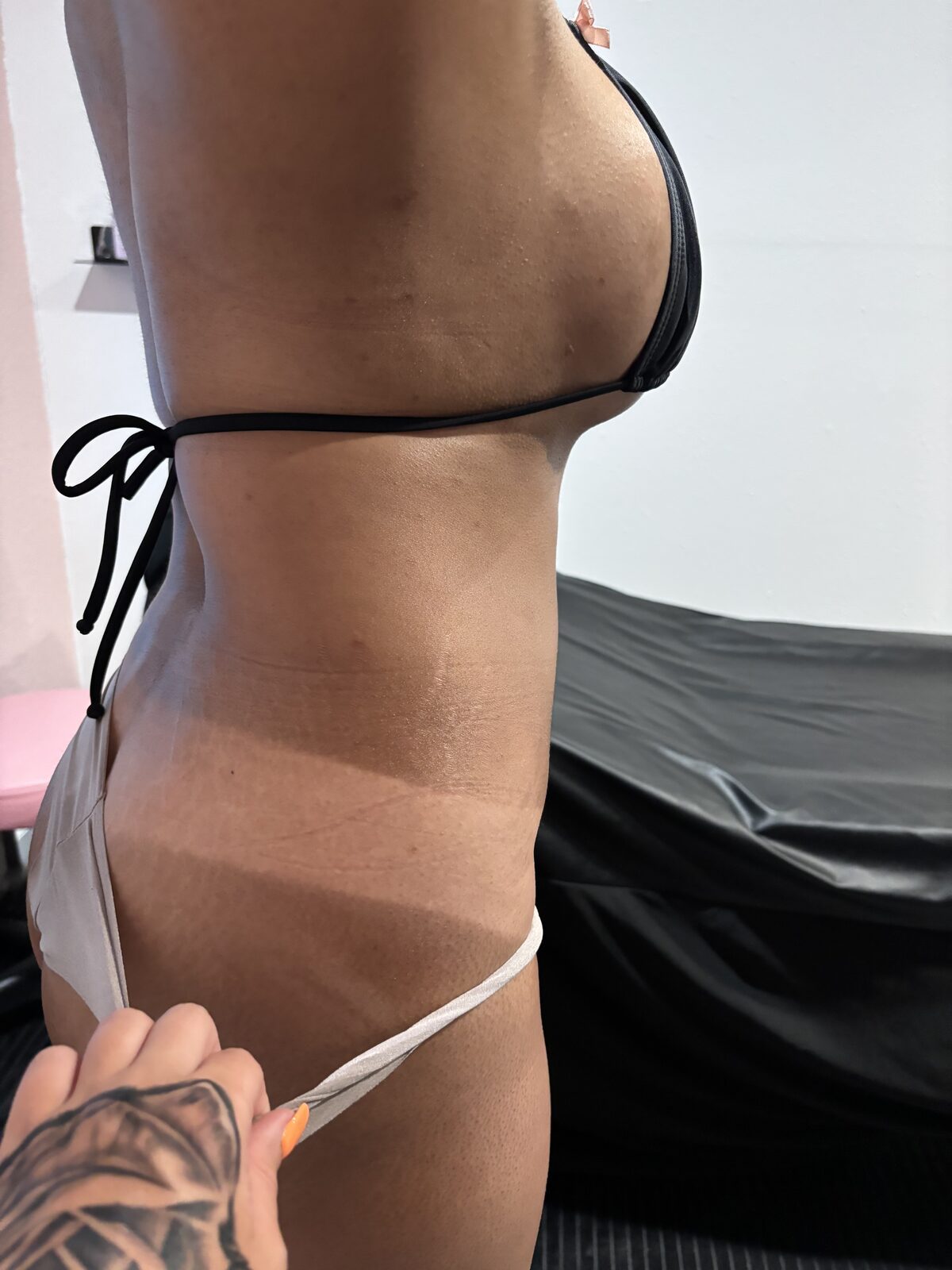 Spray tan side profile result